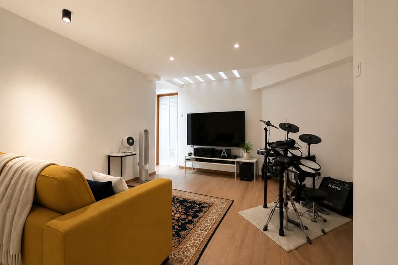 Lynnsville 331, Pasir Panjang Road, 5 Bedrooms, 3,261 sqft, Cluster House For Sale, by Ailsa Ang, 500234485 - Living Room - PropertyGuru.com.sg