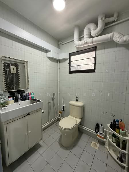 534 Woodlands Drive 14, 534 Woodlands Drive 14, 3 Bedrooms, 1,130 sqft, HDB Flat For Sale, by Rusydi Yusoff, 500234486 - Bathroom - PropertyGuru.com.sg