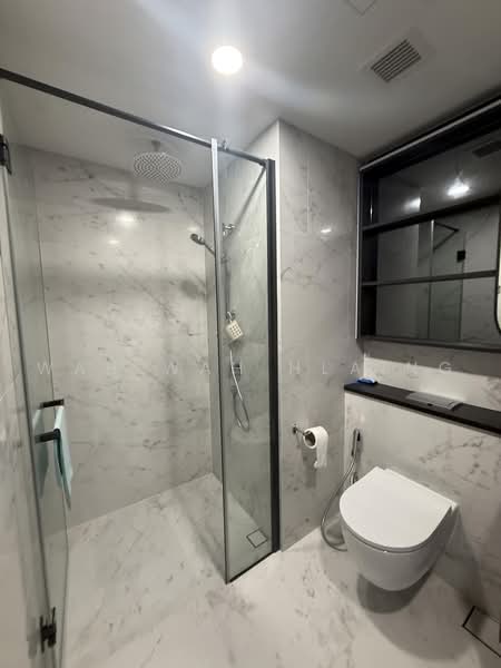 Sceneca Residence, Tanah Merah Kechil Link, 2 Bedrooms, 764 sqft, Condominium For Rent, by Wah Wah Hlaing, 500234494 - Bathroom - PropertyGuru.com.sg