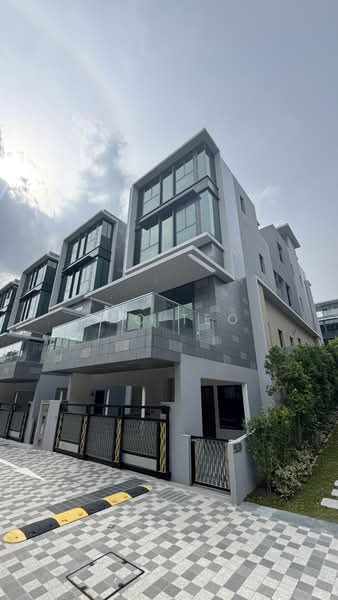 Belgravia Ace, 100 Belgravia Drive, Seletar / Yio Chu Kang, 5 Bedrooms, 3,929 sqft, Semi-Detached House For Sale, by Zac Teo, 500234499 - Exterior - PropertyGuru.com.sg