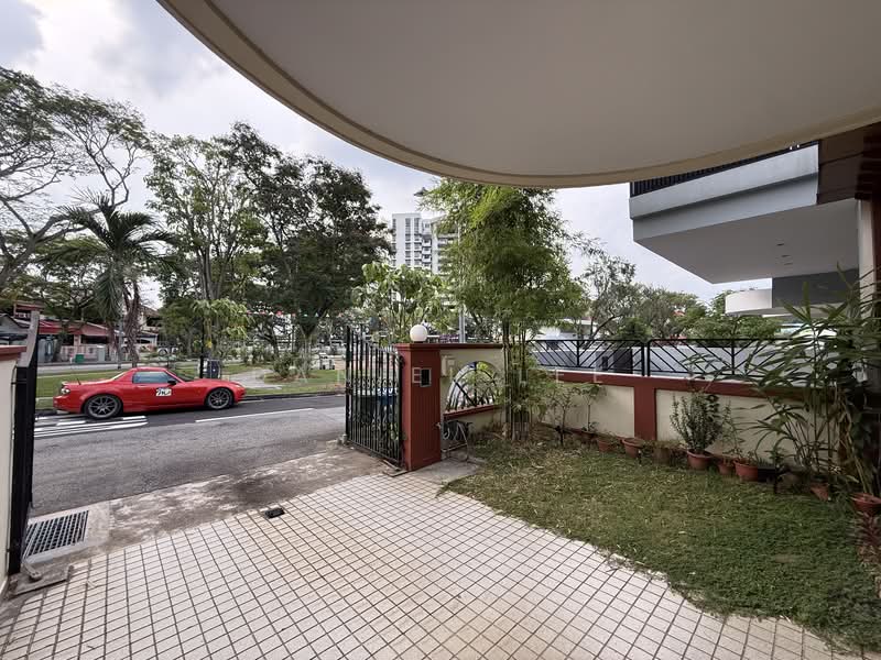 Spacious 5-Bedroom Terrace Home with Red-Brick Attic | Fudu Park, Fudu Walk, 5 Bedrooms, 2,400 sqft, Terraced House For Rent, by Daniel Lee, 500234502 - Exterior - PropertyGuru.com.sg