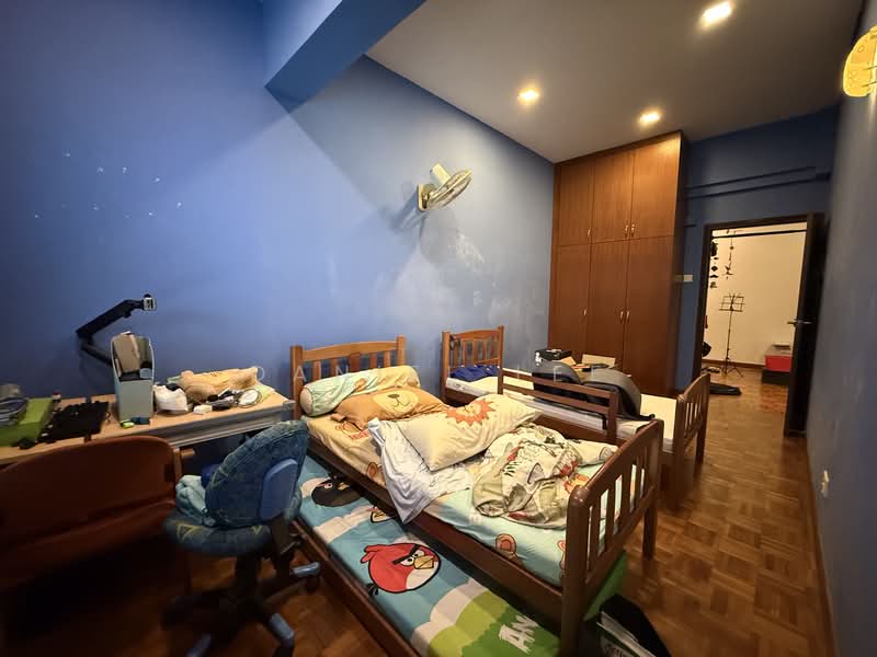 Spacious 5-Bedroom Terrace Home with Red-Brick Attic | Fudu Park, Fudu Walk, 5 Bedrooms, 2,400 sqft, Terraced House For Rent, by Daniel Lee, 500234502 - PropertyGuru.com.sg