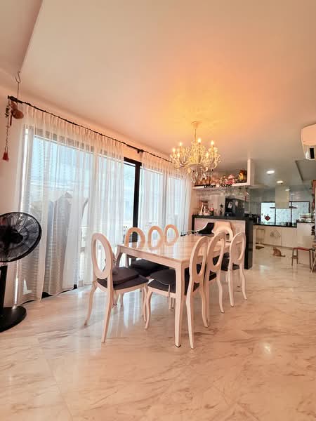 Sembawang Villas, Sembawang place, 5 Bedrooms, 4,000 sqft, Semi-Detached House For Sale, by Esther Zou, 500234510 - Dining Room - PropertyGuru.com.sg