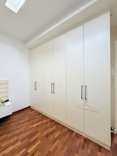 Sembawang Villas, Sembawang place, 5 Bedrooms, 4,000 sqft, Semi-Detached House For Sale, by Esther Zou, 500234510 - Bedroom - PropertyGuru.com.sg