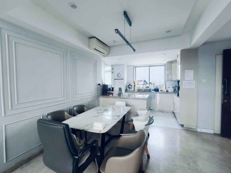 Lakeholmz, 82 Corporation Road, 5 Bedrooms, 2,454 sqft, Condominium For Sale, by Wilson Kong, 500234512 - Kitchen - PropertyGuru.com.sg