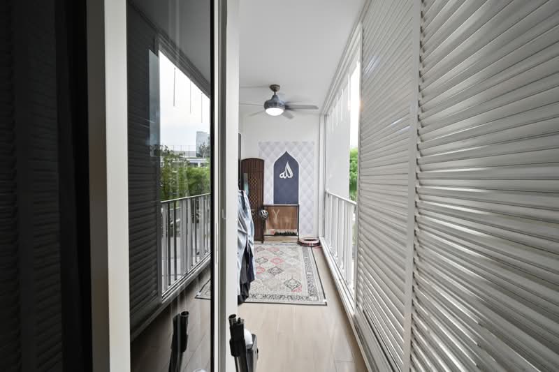 Forestville, 42 Woodlands Drive 16, 3 Bedrooms, 1,033 sqft, Condominium For Sale, by Sufy B., 500234516 - Balcony - PropertyGuru.com.sg