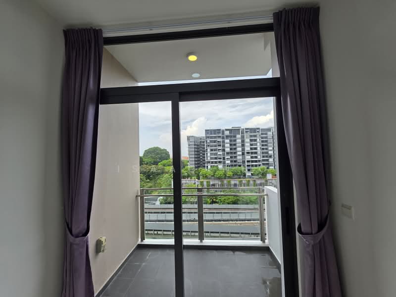 Urban Vista, 6 Tanah Merah Kechil Link, 1 Bedroom, 441 sqft, Condominium For Rent, by Isaac Neo, 500234519 - Balcony - PropertyGuru.com.sg