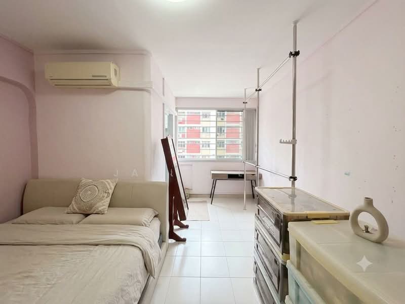 16 Toh Yi Drive, 16 Toh Yi Drive, 3 Bedrooms, 1,119 sqft, HDB Flat For Sale, by Janice Lim, 500234529 - Bedroom - PropertyGuru.com.sg