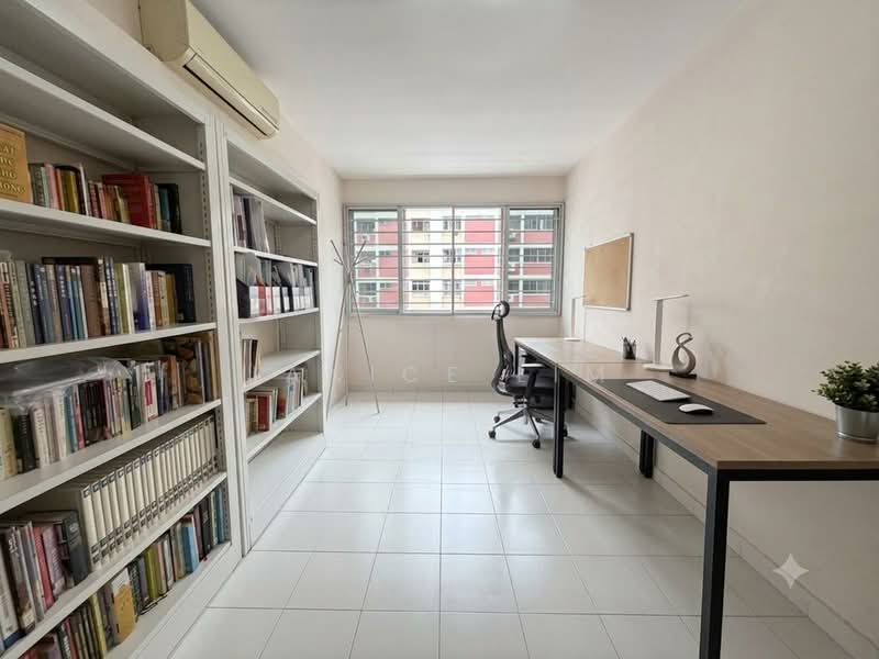 16 Toh Yi Drive, 16 Toh Yi Drive, 3 Bedrooms, 1,119 sqft, HDB Flat For Sale, by Janice Lim, 500234529 - Study - PropertyGuru.com.sg