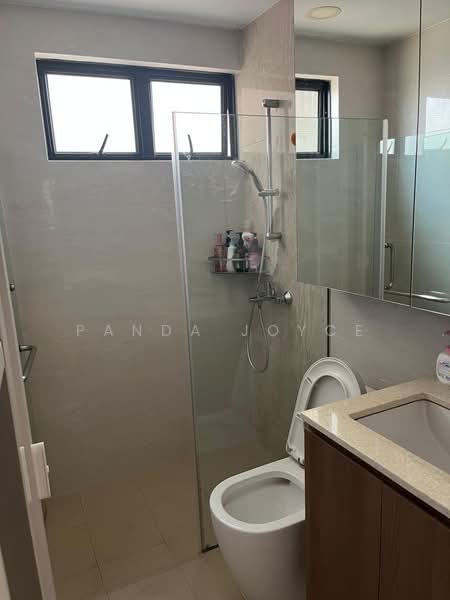 Bayshore Park, 50 Bayshore Road, 2 Bedrooms, 936 sqft, Condominium For Rent, by Panda Joyce, 500234532 - Bathroom - PropertyGuru.com.sg