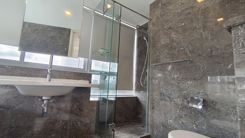 Suites @ Cairnhill, 138 Cairnhill Road, 3 Bedrooms, 1,507 sqft, Condominium For Rent, by Gina Lim, 500234534 - Master room Bathroom - PropertyGuru.com.sg