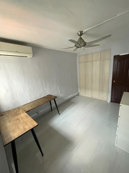 421 Jurong West Street 42, 421 Jurong West Street 42, Room Rental, 120 sqft, HDB Flat For Rent, by Steven Choo, 500234569 - Study - PropertyGuru.com.sg