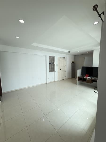 106 Punggol Field, 106 Punggol Field, 3 Bedrooms, 915 sqft, HDB Flat For Rent, by Stephanie Sim, 500234572 - Living Room - PropertyGuru.com.sg