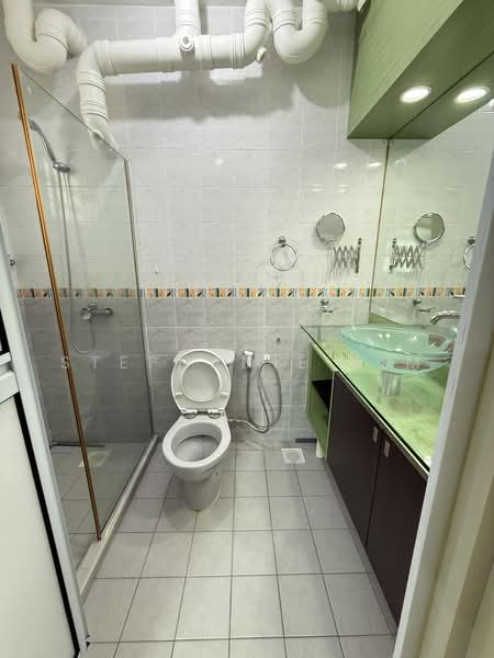 106 Punggol Field, 106 Punggol Field, 3 Bedrooms, 915 sqft, HDB Flat For Rent, by Stephanie Sim, 500234572 - Bathroom - PropertyGuru.com.sg