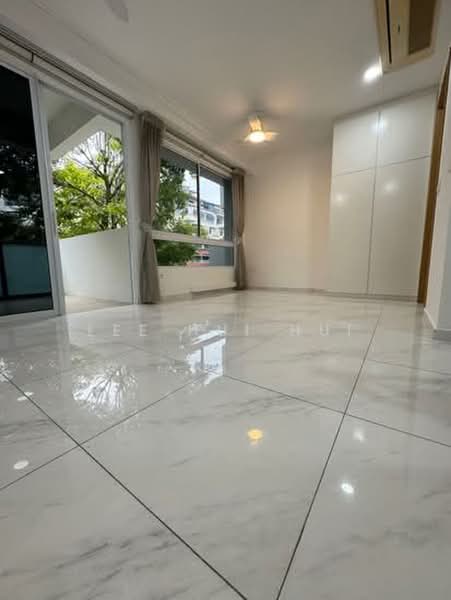 10 Shelford, 10 Shelford Road, 1 Bedroom, 474 sqft, Apartment For Rent, by Lee Hui Hui, 500234573 - Balcony - PropertyGuru.com.sg