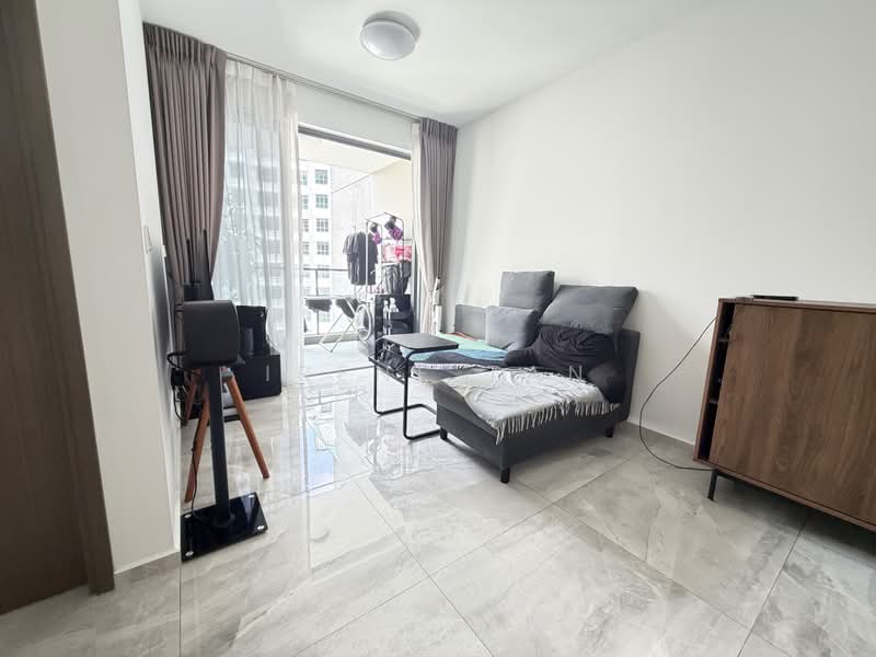 Affinity At Serangoon, 22 Serangoon North Avenue 1, 2 Bedrooms, 732 sqft, Condominium For Sale, by Irene Tan, 500234596 - Living Room - PropertyGuru.com.sg