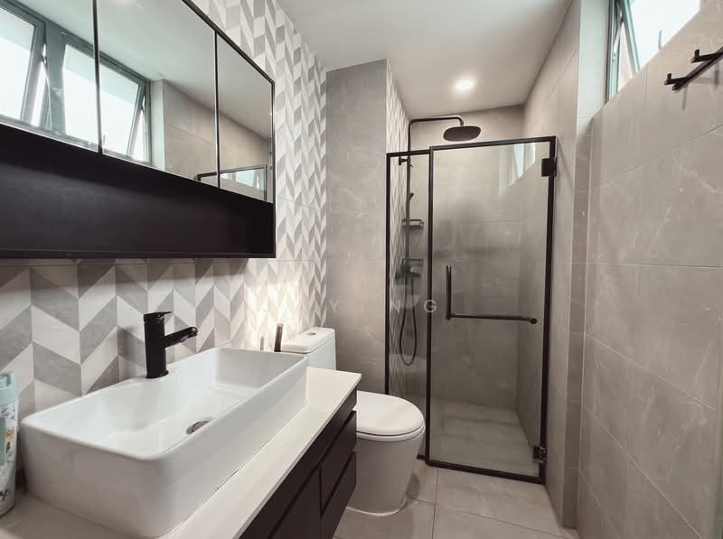 Summerdale, 2 Boon Lay Drive, 4 Bedrooms, 2,131 sqft, Condominium For Sale, by Jay Ng, 500234603 - Bathroom - PropertyGuru.com.sg