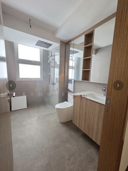 Norma terrace, East Coast / Marine Parade, 5 Bedrooms, 4,200 sqft, Terraced House For Sale, by Ronnie Chia, 500234612 - Bathroom - PropertyGuru.com.sg