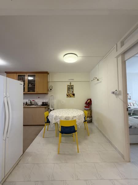 419 Hougang Avenue 8, 419 Hougang Avenue 8, 3 Bedrooms, 1,109 sqft, HDB Flat For Sale, by Benson Yew, 500234626 - Dining Room - PropertyGuru.com.sg