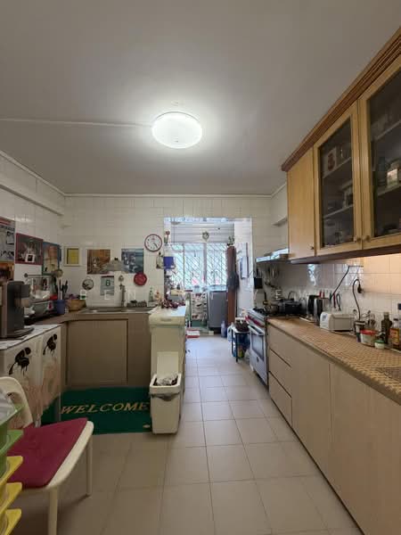 419 Hougang Avenue 8, 419 Hougang Avenue 8, 3 Bedrooms, 1,109 sqft, HDB Flat For Sale, by Benson Yew, 500234626 - Kitchen - PropertyGuru.com.sg