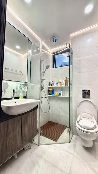 Mooi Residences, 139 Holland Road, 2 Bedrooms, 603 sqft, Condominium For Sale, by Kua WanTing, 500234629 - Bathroom - PropertyGuru.com.sg