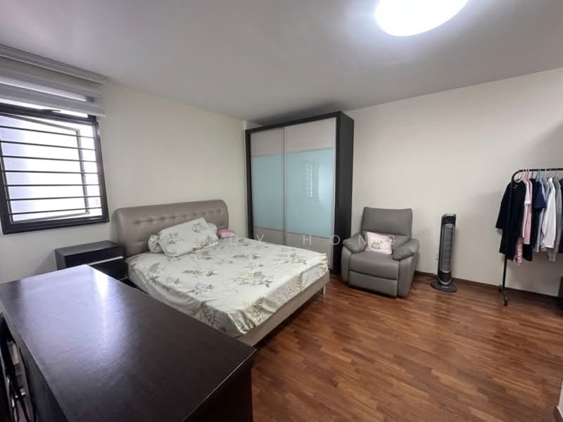 271C Jurong West Street 24, 271C Jurong West Street 24, 3 Bedrooms, 1,205 sqft, HDB Flat For Sale, by Sandy Hong, 500234630 - Bedroom - PropertyGuru.com.sg