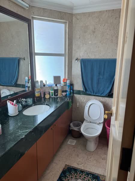 Springside Ave, Springside Ave, 4 Bedrooms, 2,734 sqft, Semi-Detached House For Sale, by William Wong, 500234643 - Bathroom - PropertyGuru.com.sg