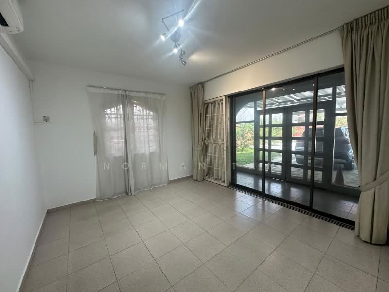 Rosyth Road, Rosyth Road, Phillips Ave, Rosyth Ave, 6 Bedrooms, 4,000 sqft, Bungalow House For Sale, by Norman Tan, 500234648 - Living Room - PropertyGuru.com.sg