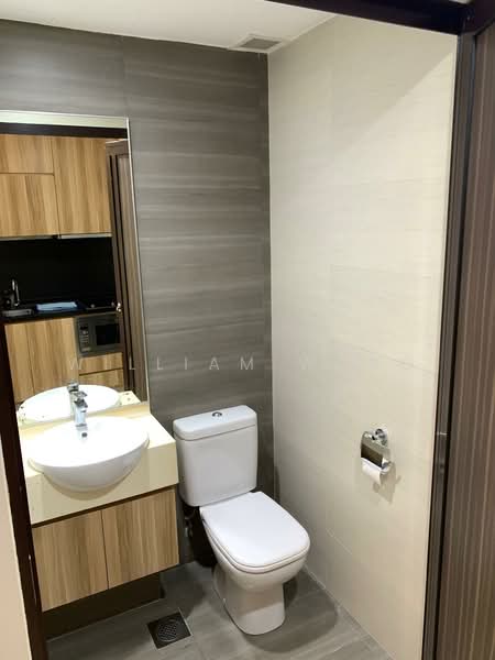 NottingHill Suites, 29A Toh Tuck Road, 1 Bedroom, 527 sqft, Apartment For Sale, by William Wong, 500234666 - Bathroom - PropertyGuru.com.sg