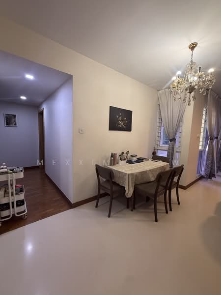 Savannah Condopark, 31 Simei Rise, 3 Bedrooms, 1,227 sqft, Condominium For Rent, by Mexximus Ow, 500234670 - Dining Room - PropertyGuru.com.sg
