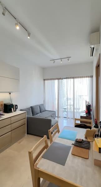 Alex Residences, 28 Alexandra View, 1 Bedroom, 474 sqft, Apartment For Rent, by Christine Lai, 500234684 - Living Room - PropertyGuru.com.sg