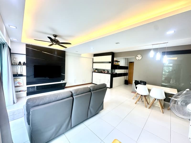 618C Punggol Drive, 618C Punggol Drive, Hougang / Punggol / Sengkang, 3 Bedrooms, 1,270 sqft, HDB Flat For Sale, by Ken Tan, 500234696 - Living Room - PropertyGuru.com.sg