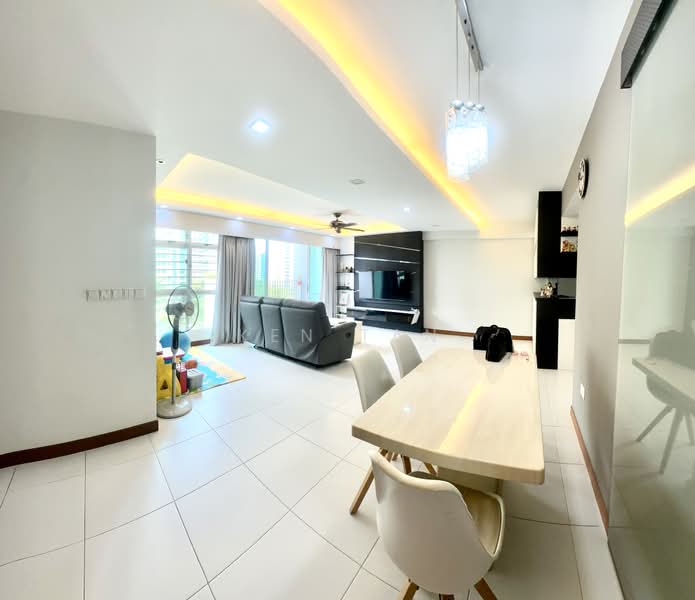 618C Punggol Drive, 618C Punggol Drive, Hougang / Punggol / Sengkang, 3 Bedrooms, 1,270 sqft, HDB Flat For Sale, by Ken Tan, 500234696 - Living Room - PropertyGuru.com.sg