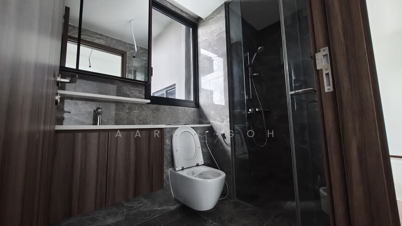 Lentor Modern, 3 Lentor Central, 3 Bedrooms, 969 sqft, Condominium For Sale, by Aaron Goh, 500234699 - Bathroom - PropertyGuru.com.sg