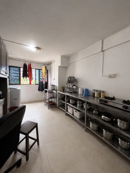 481 Jurong West Street 41, 481 Jurong West Street 41, 2 Bedrooms, 721 sqft, HDB Flat For Sale, by Jay Ng, 500234700 - Kitchen - PropertyGuru.com.sg