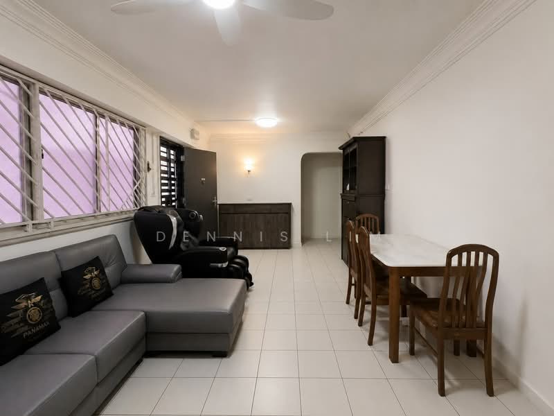 868 Yishun Street 81, 868 Yishun Street 81, 3 Bedrooms, 904 sqft, HDB Flat For Sale, by Dennis Lim, 500234701 - Living Room - PropertyGuru.com.sg