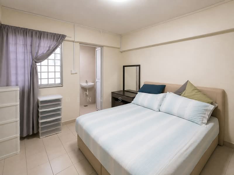868 Yishun Street 81, 868 Yishun Street 81, 3 Bedrooms, 904 sqft, HDB Flat For Sale, by Dennis Lim, 500234701 - Bedroom - PropertyGuru.com.sg