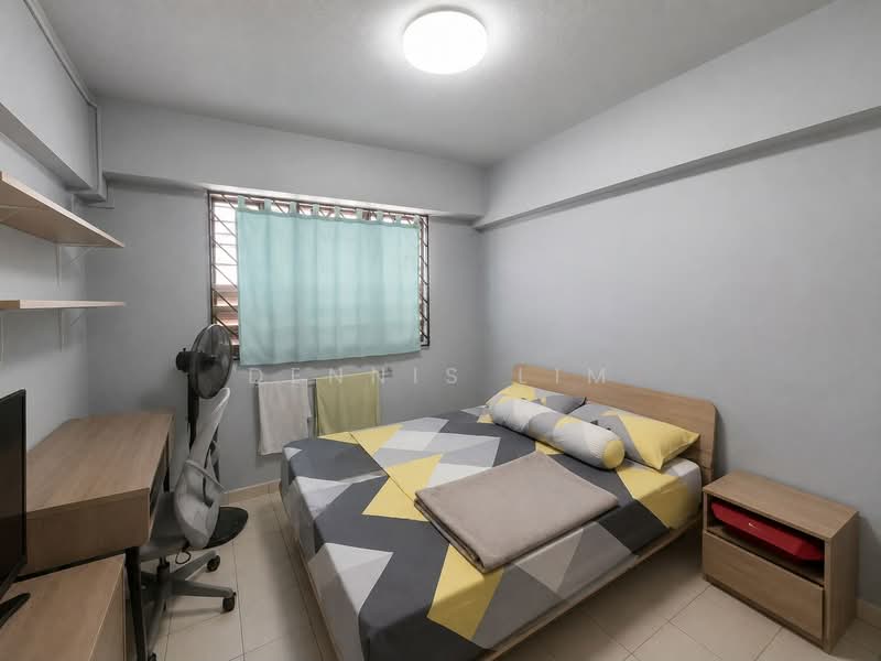 868 Yishun Street 81, 868 Yishun Street 81, 3 Bedrooms, 904 sqft, HDB Flat For Sale, by Dennis Lim, 500234701 - Bedroom - PropertyGuru.com.sg