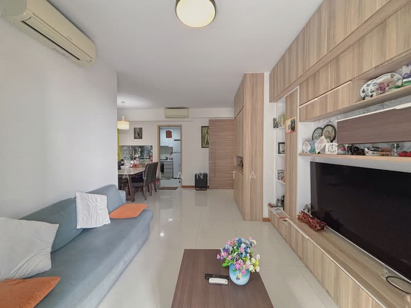 Wandervale, 367 Choa Chu Kang Avenue 3, 3 Bedrooms, 958 sqft, Condominium For Sale, by Allan Tan, 500234721 - Living Room - PropertyGuru.com.sg