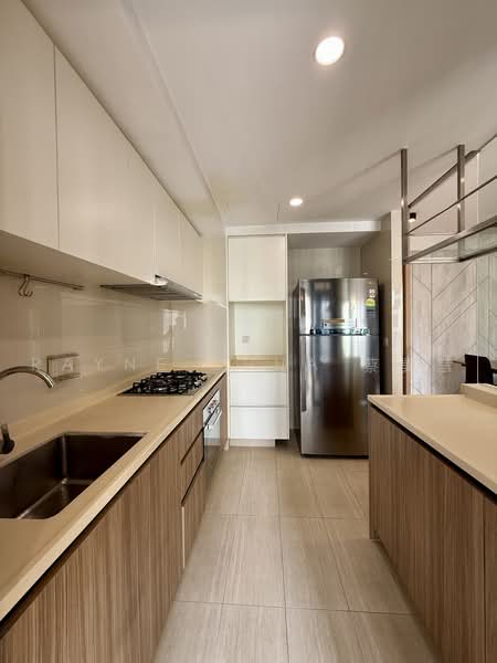 Hundred Palms Residences, 262 Yio Chu Kang Road, 3 Bedrooms, 1,055 sqft, Condominium For Rent, by Rayne Chua 蔡美慧, 500234730 - Kitchen - PropertyGuru.com.sg
