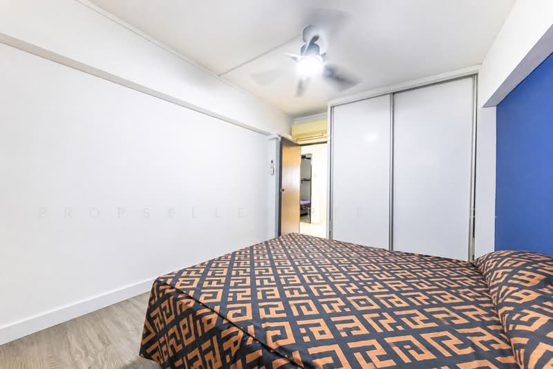 231 Ang Mo Kio Avenue 3, 231 Ang Mo Kio Avenue 3, 3 Bedrooms, 990 sqft, HDB Flat For Sale, by Elaine Wong, 500234750 - Bedroom - PropertyGuru.com.sg