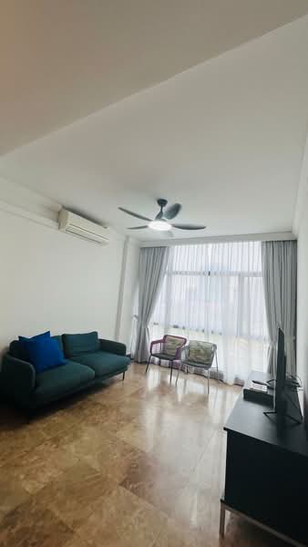 River Place, 60 Havelock Road, 3 Bedrooms, 1,281 sqft, Condominium For Sale, by John Chen, 500234754 - Living Room - PropertyGuru.com.sg