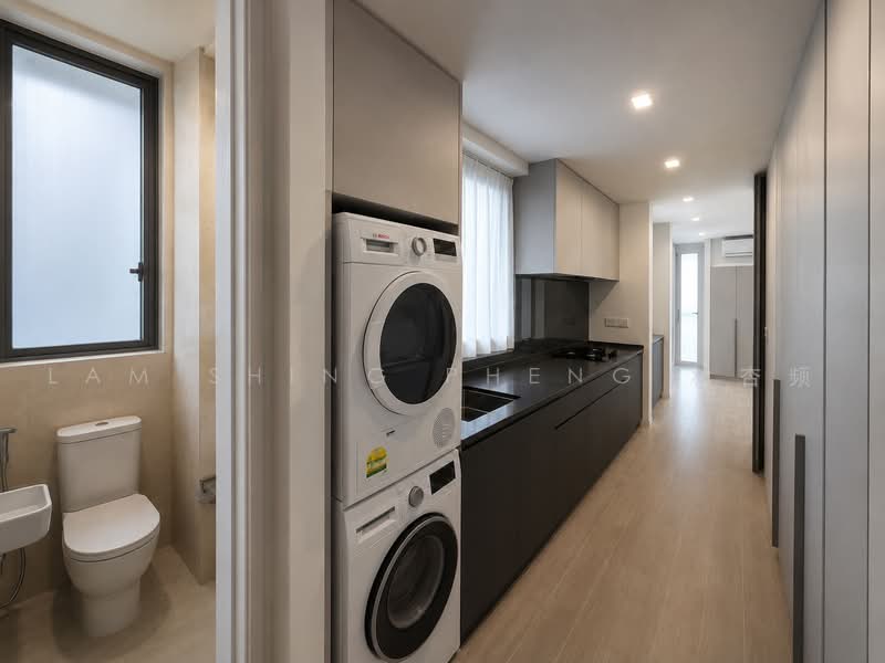 16 Amber Gardens photo 2