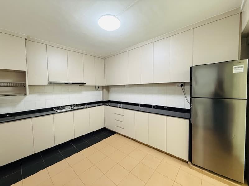 546 Serangoon North Avenue 3, 546 Serangoon North Avenue 3, 3 Bedrooms, 1,302 sqft, HDB Flat For Sale, by Jacalyn Chung, 500234759 - Kitchen - PropertyGuru.com.sg