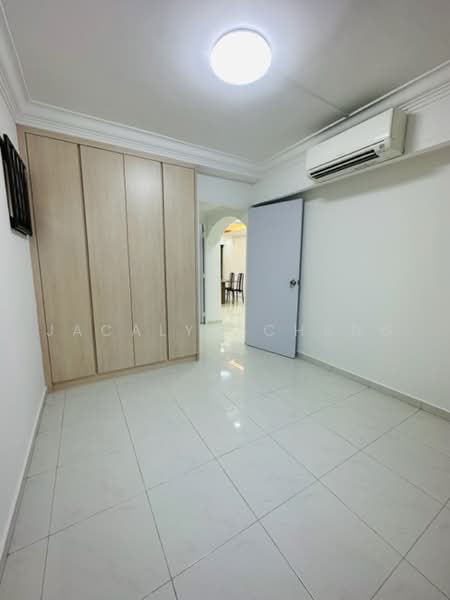 546 Serangoon North Avenue 3, 546 Serangoon North Avenue 3, 3 Bedrooms, 1,302 sqft, HDB Flat For Sale, by Jacalyn Chung, 500234759 - Bedroom - PropertyGuru.com.sg