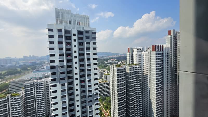 208A Clementi Avenue 6, 208A Clementi Avenue 6, 2 Bedrooms, 732 sqft, HDB Flat For Rent, by Victor The, 500234767 - Exterior - PropertyGuru.com.sg