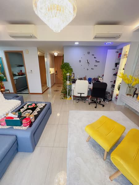 FLO Residence, 13 Punggol Field Walk, 2 Bedrooms, 861 sqft, Condominium For Sale, by Liau Li Jun, 500234771 - Living Room - PropertyGuru.com.sg