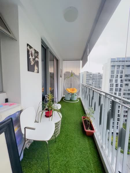 FLO Residence, 13 Punggol Field Walk, 2 Bedrooms, 861 sqft, Condominium For Sale, by Liau Li Jun, 500234771 - Balcony - PropertyGuru.com.sg