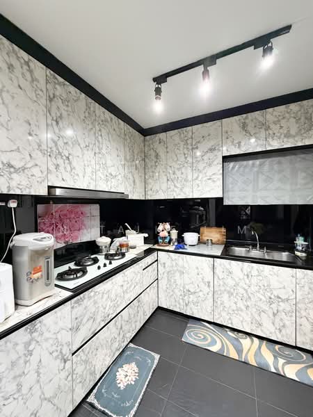 735 Woodlands Circle, 735 Woodlands Circle, 3 Bedrooms, 1,302 sqft, HDB Flat For Sale, by Natalie Lim, 500234775 - Kitchen - PropertyGuru.com.sg