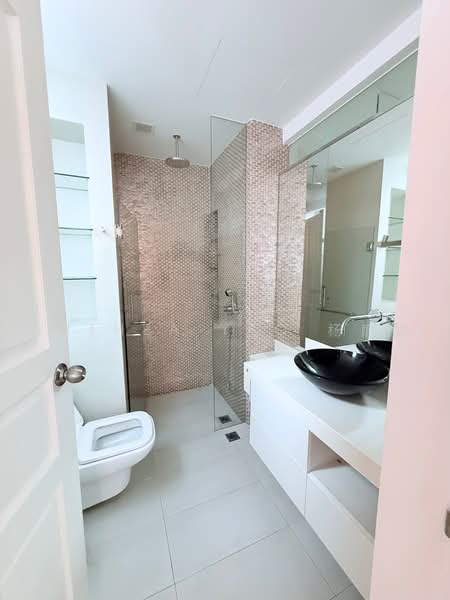 Leonie Gardens, 23 Leonie Hill, 4 Bedrooms, 3,100 sqft, Condominium For Rent, by Anthea Yeo 杨丽娇, 500234785 - Bathroom - PropertyGuru.com.sg
